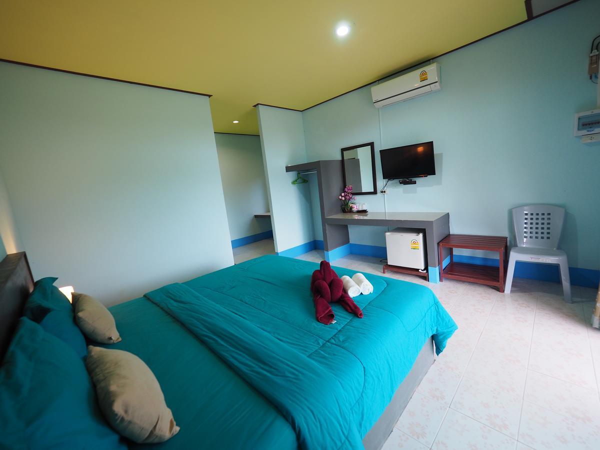 Anyaman Lanta House Hotel Koh Lanta Exterior photo